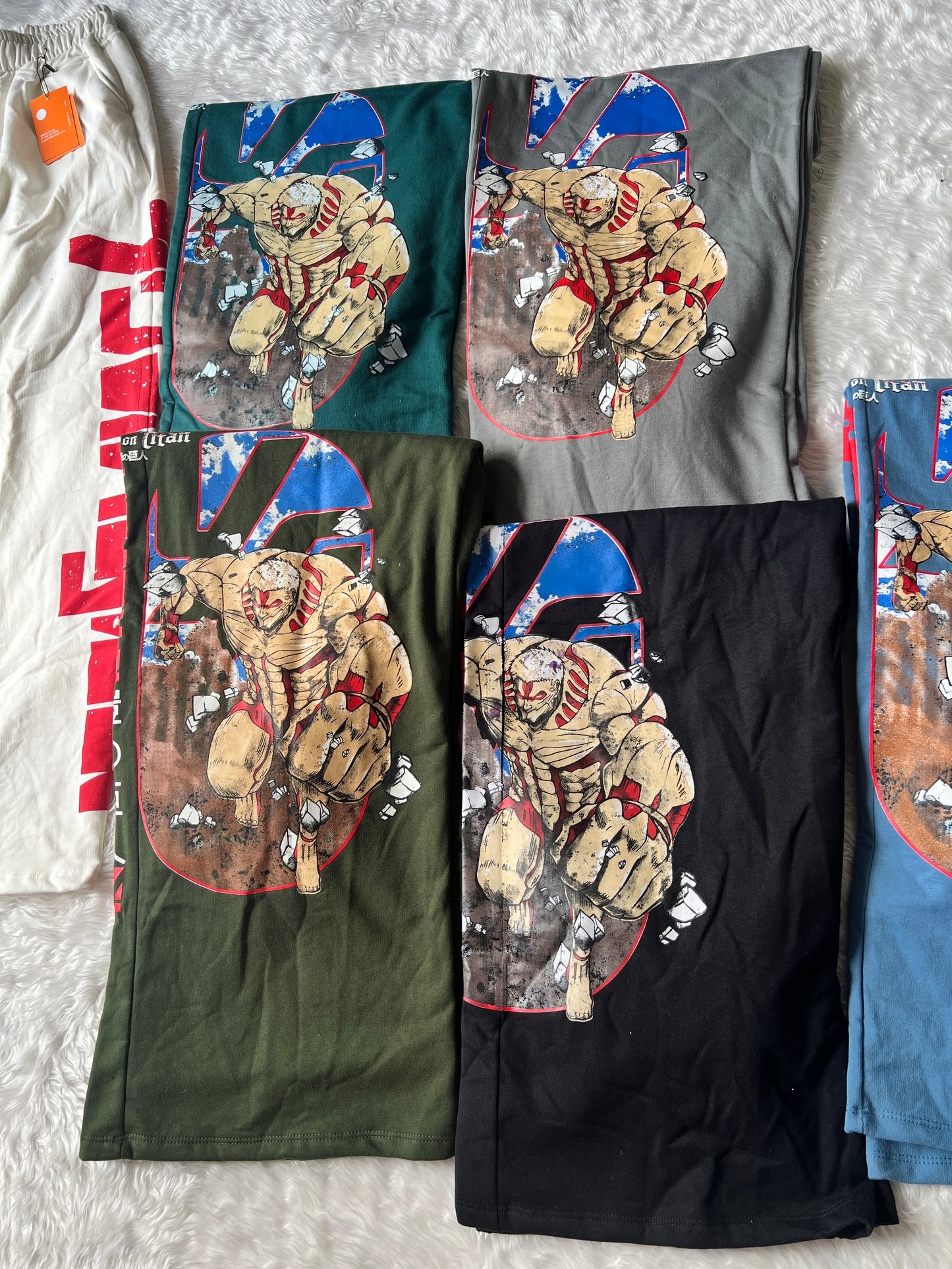 JOGGER BAGGY / RECTO AOT TITAN AT WAR YLA