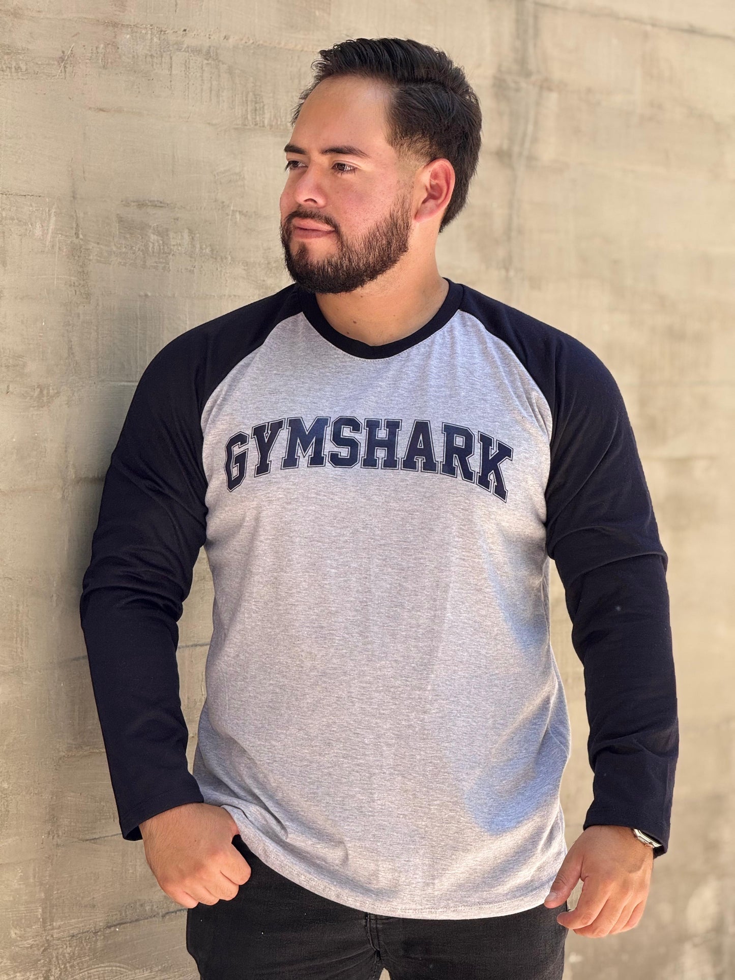 PLAYERA GSLC RAGLÁN GYMSHARK