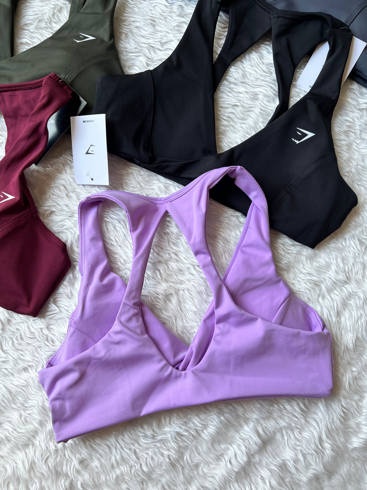 TOP GYMSHARK MOÑO
