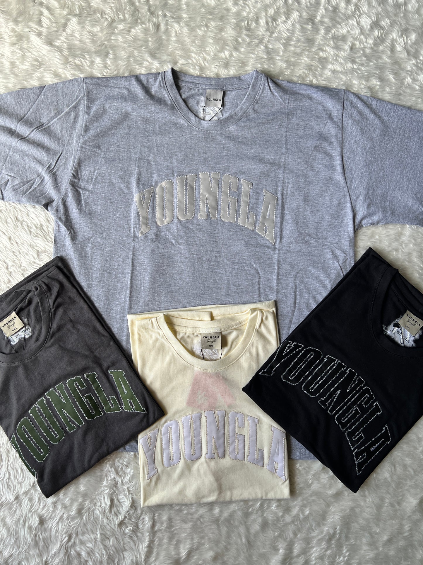 PLAYERA OVER UNI VINTAGE BORDADO