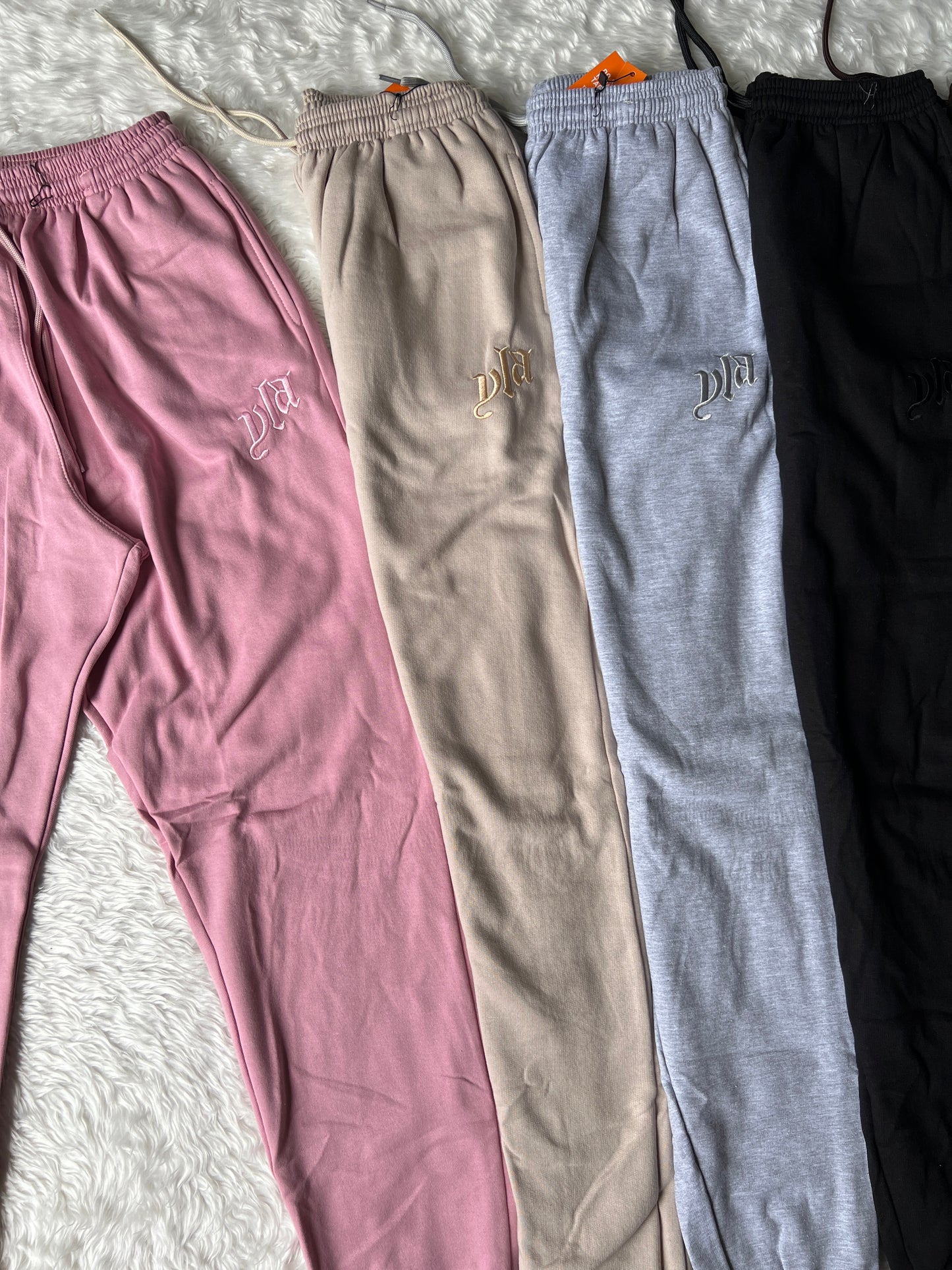 JOGGER MARSHMALLOW YLA