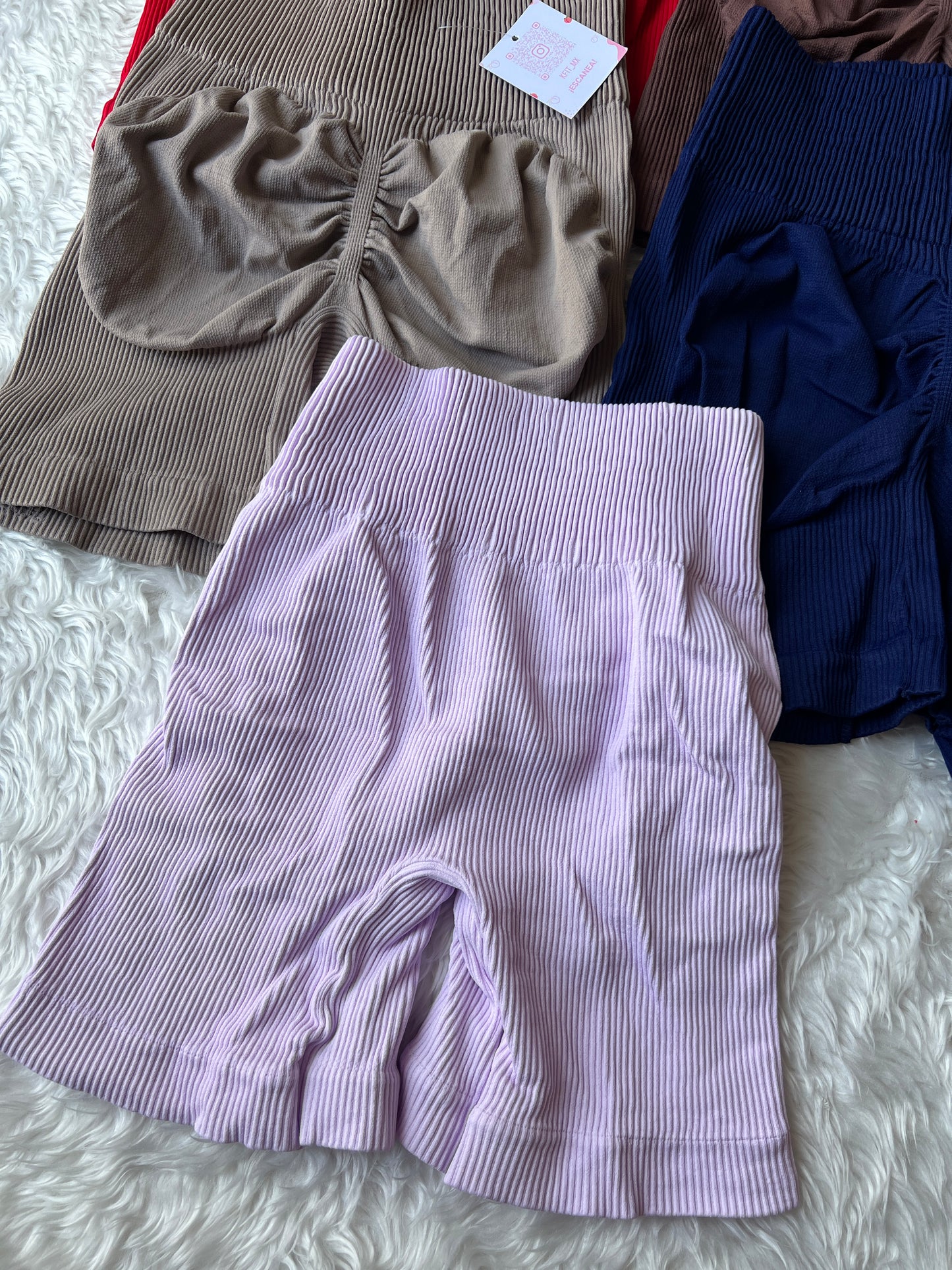 SHORT VELA