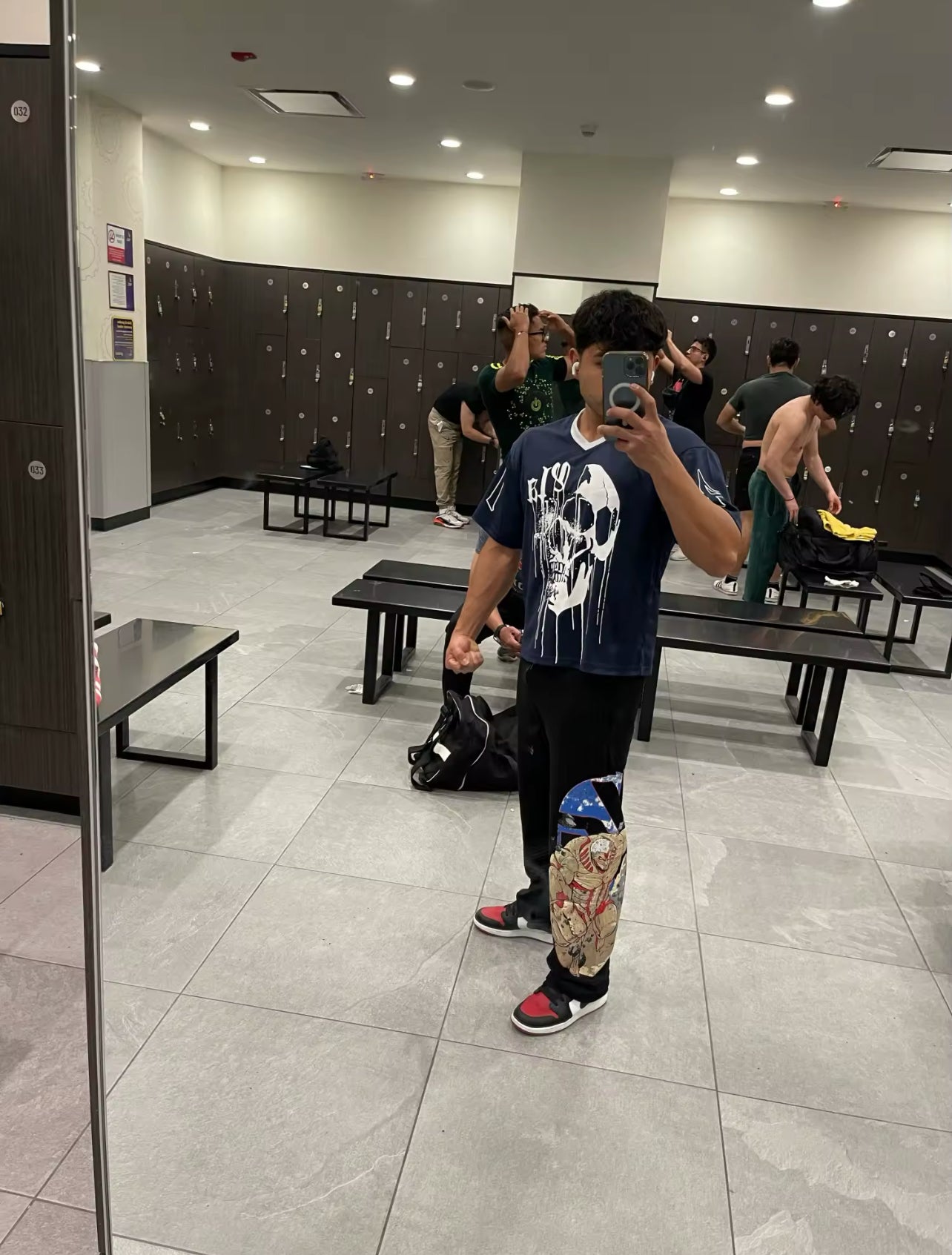 JOGGER BAGGY / RECTO AOT TITAN AT WAR YLA