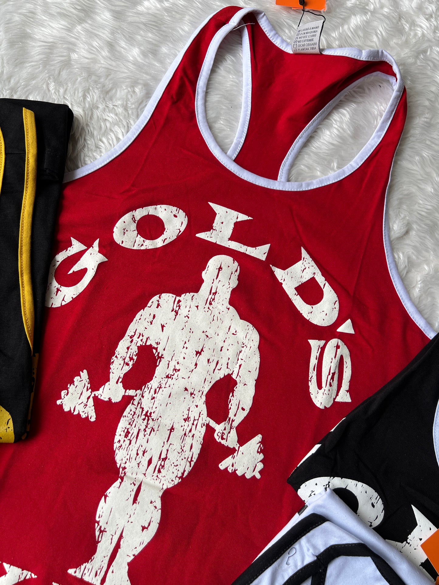 OLÍMPICA GOLDS GYM YLA