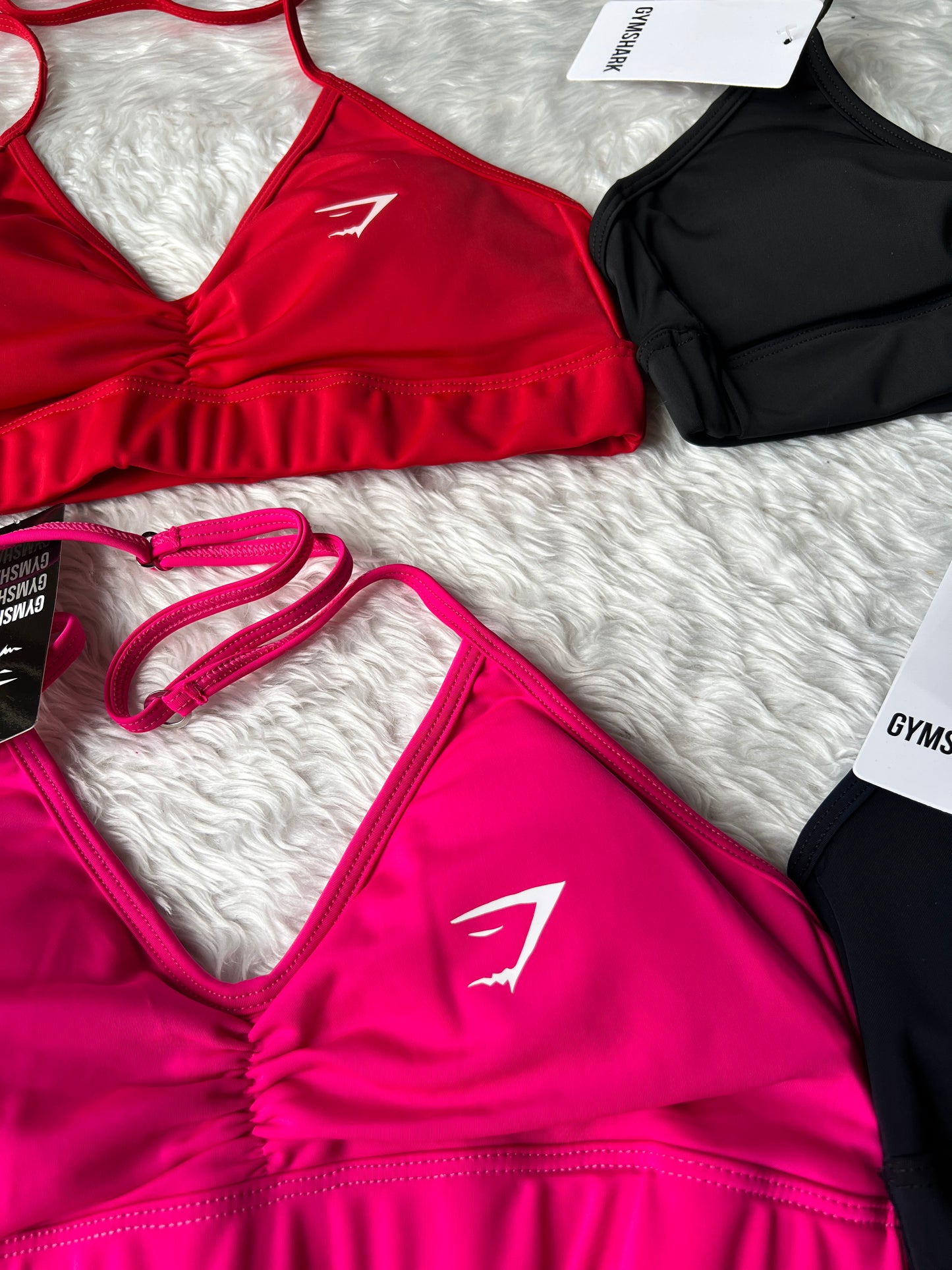 TOP MINIMAL HALTERNECK BRA GYMSHARK