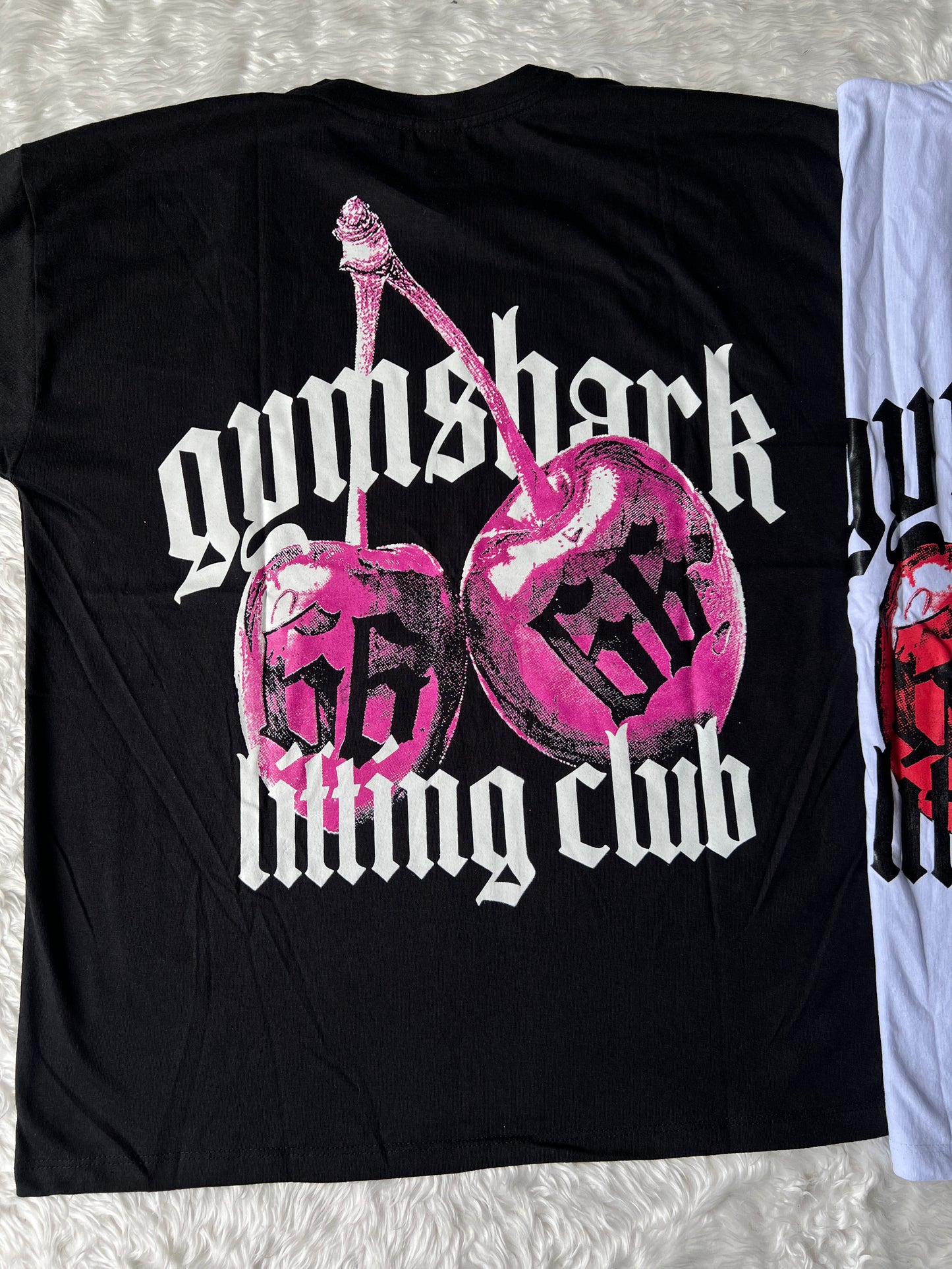 PLAYERA OVERSIZED CHERRY GYMSHARK