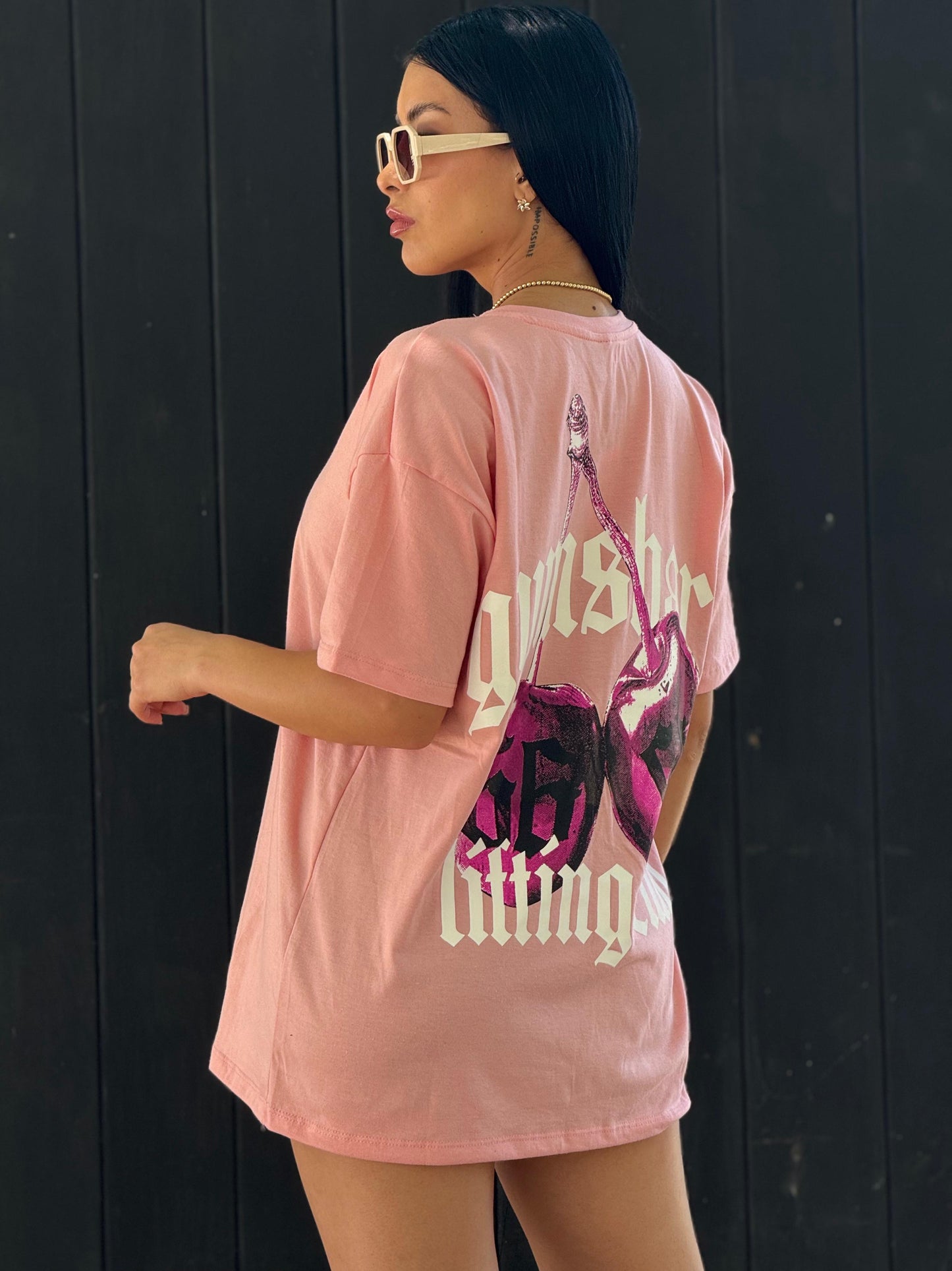 PLAYERA OVERSIZED CHERRY GYMSHARK