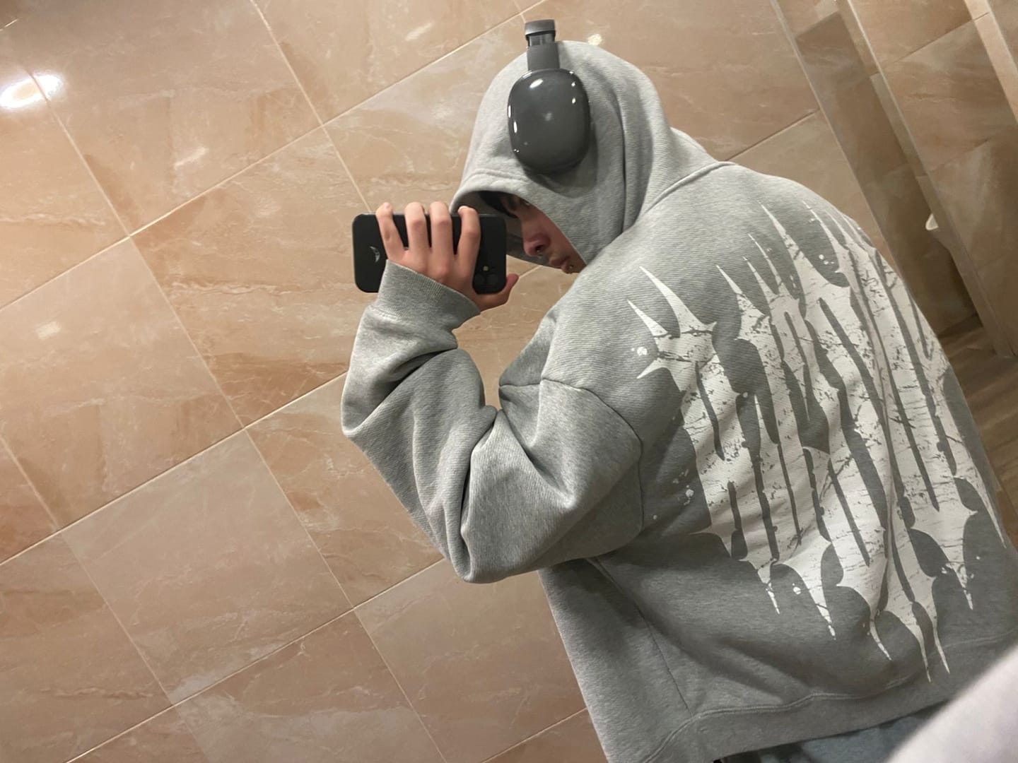 HOODIE REVENGE YLA