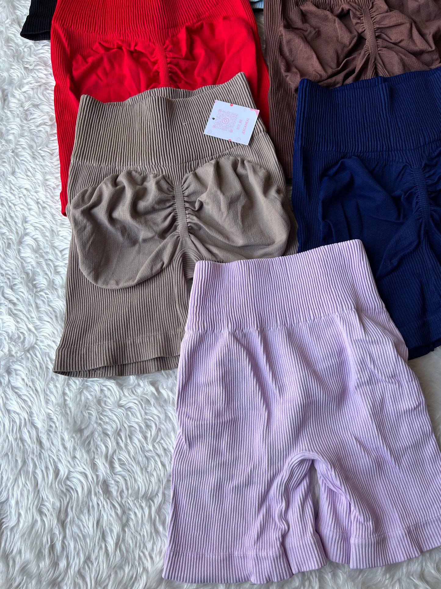 SHORT VELA