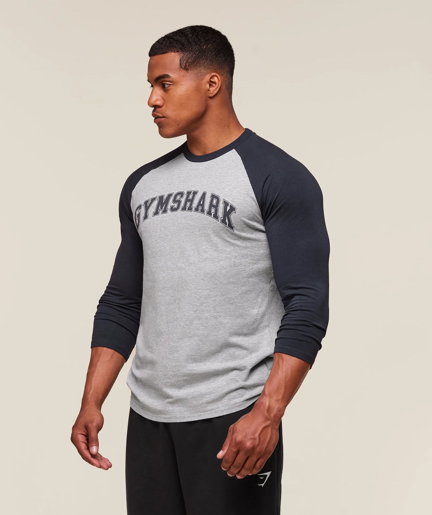 PLAYERA GSLC RAGLÁN GYMSHARK