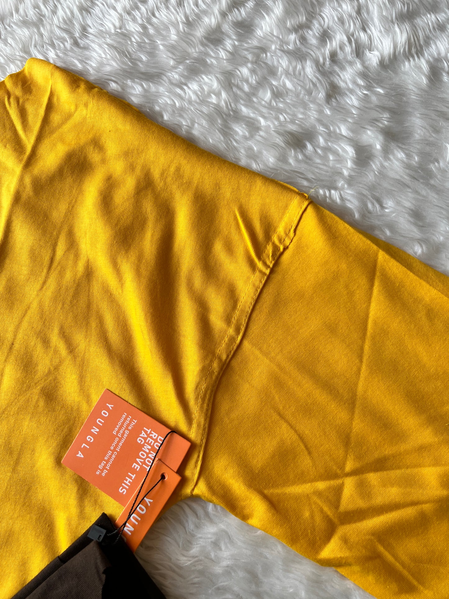 PLAYERA OVERSIZE CUELLO ANCHO YLA