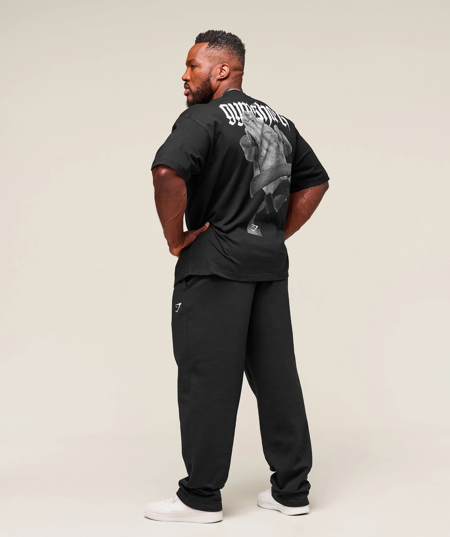 PLAYERA OVERSIZED PRAYER HAND GYMSHARK