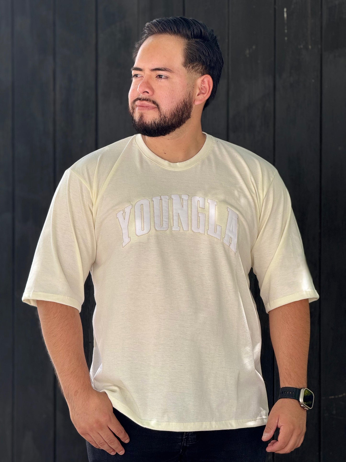 PLAYERA OVER UNI VINTAGE BORDADO