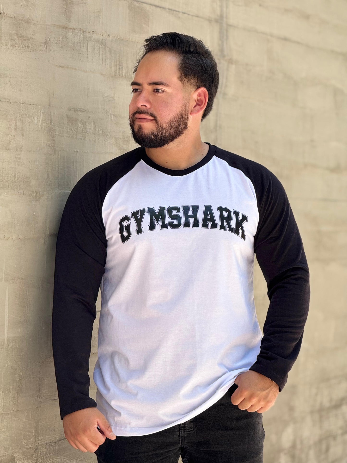 PLAYERA GSLC RAGLÁN GYMSHARK