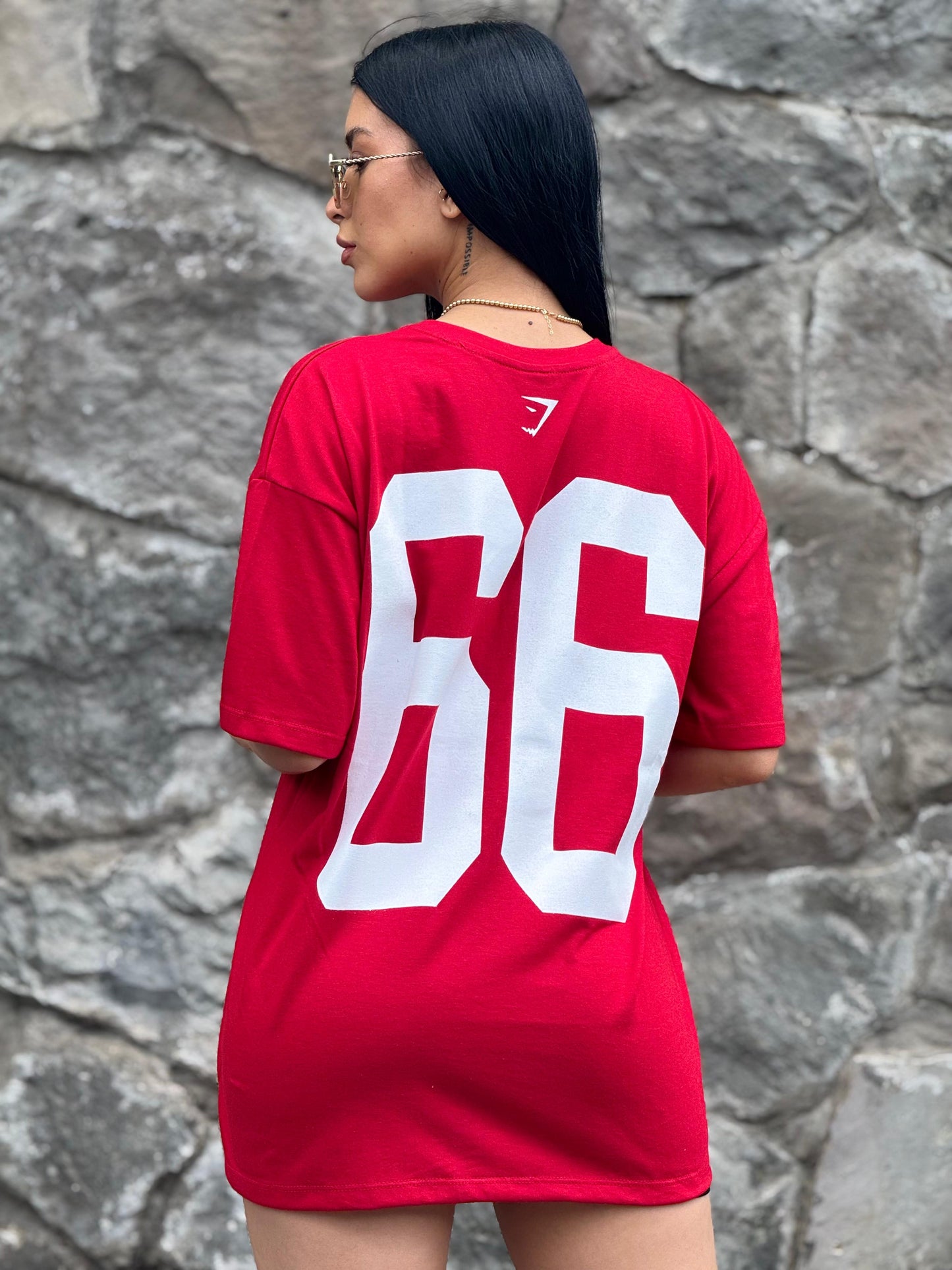 PLAYERA OVER VARSITY GYMSHARK