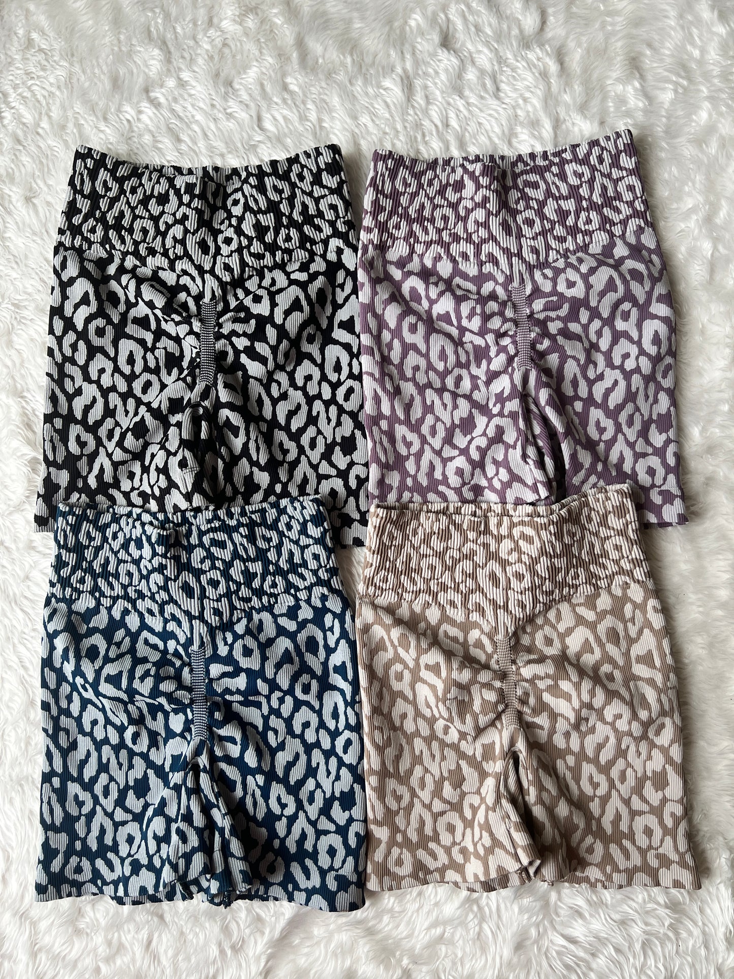 SHORT ANIMAL PRINT
