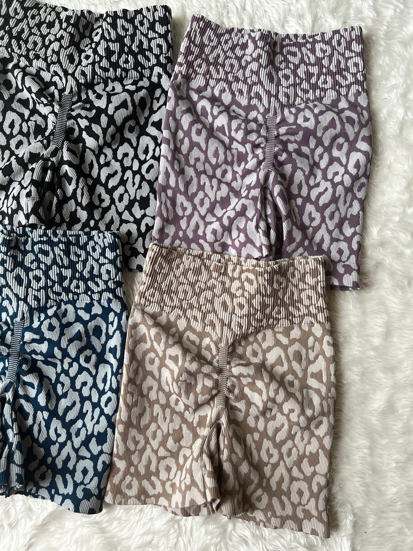 SHORT ANIMAL PRINT