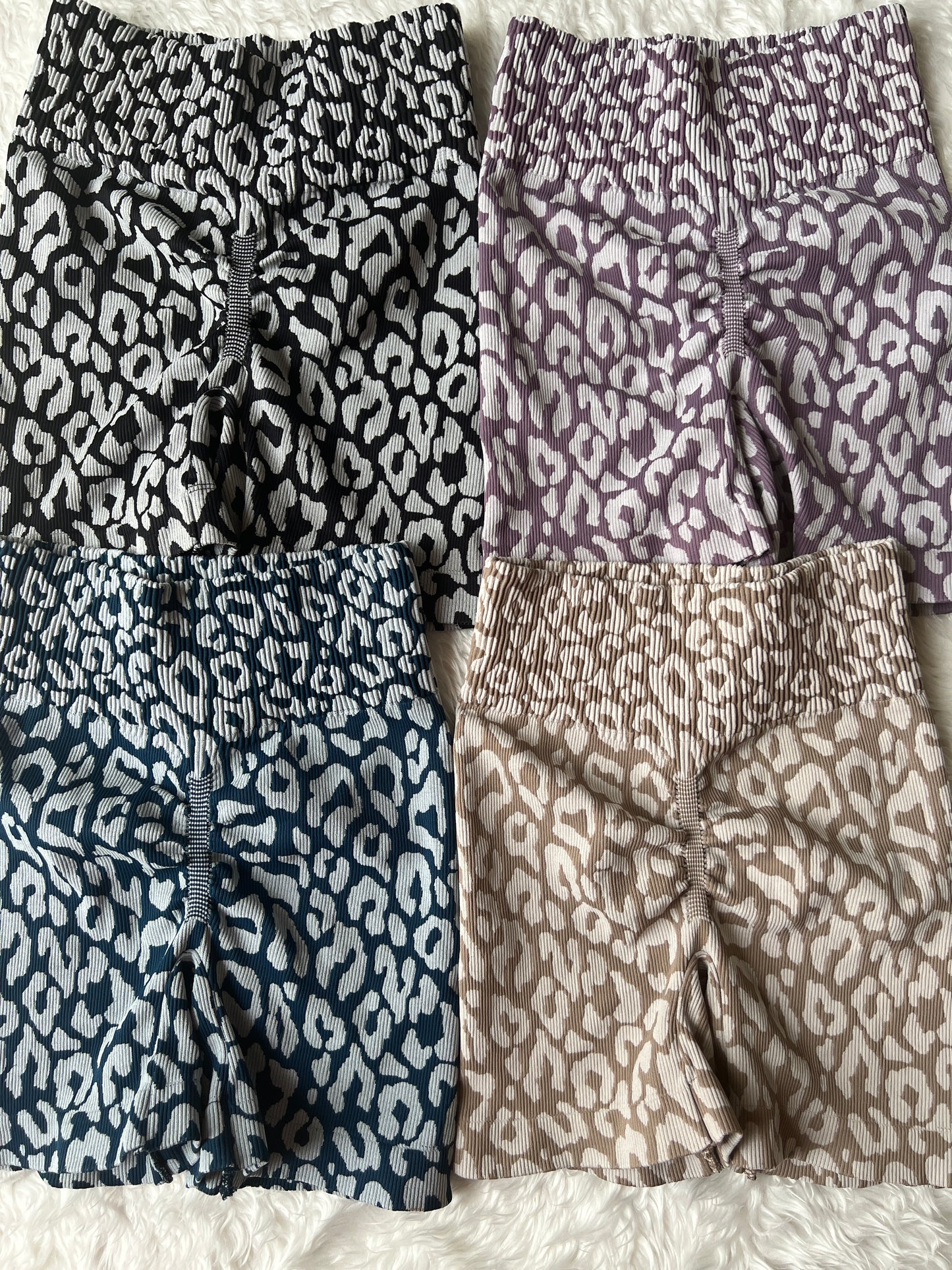SHORT ANIMAL PRINT