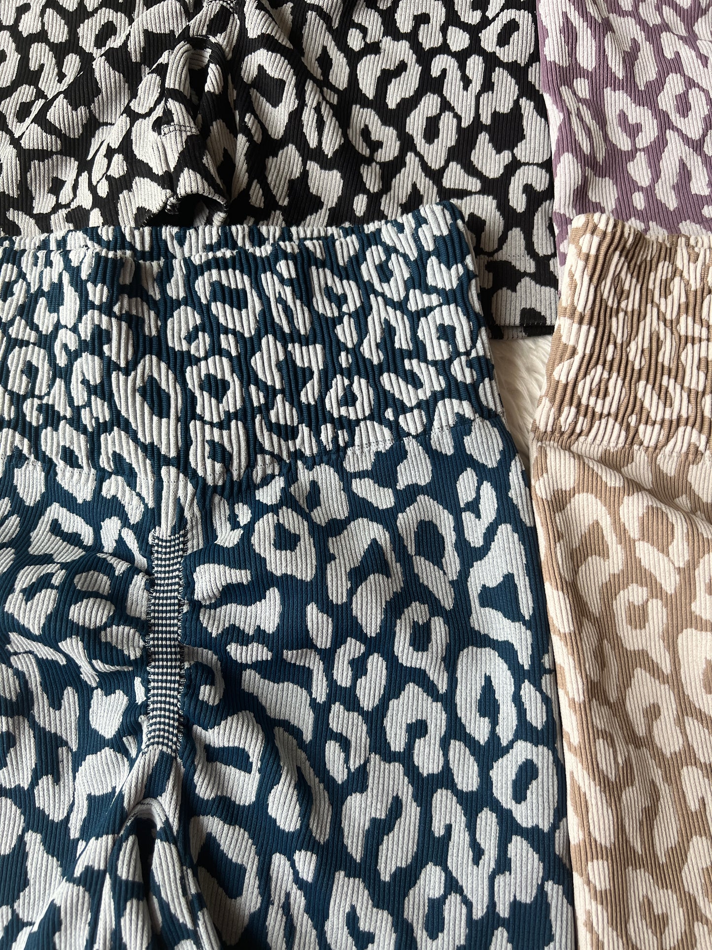 SHORT ANIMAL PRINT