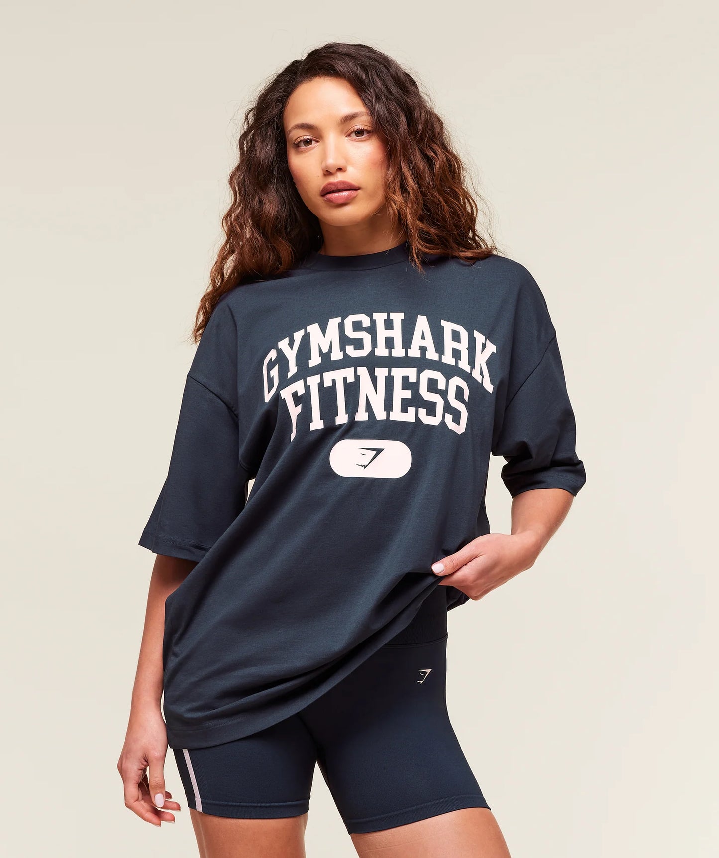 PLAYERA OVER VARSITY GYMSHARK