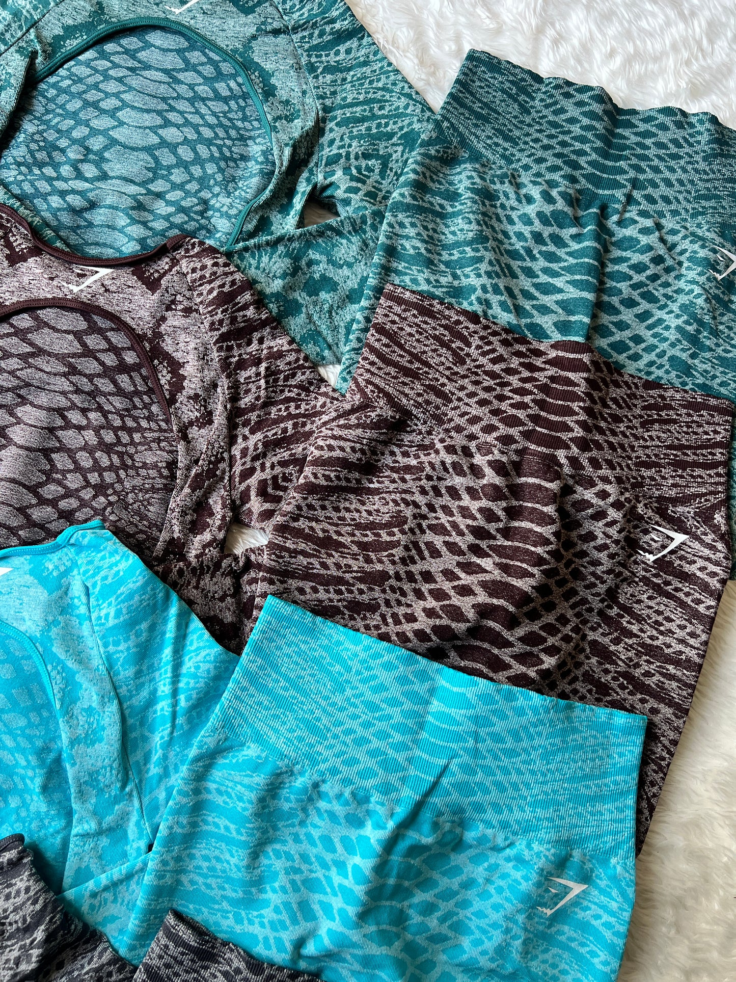 SET ADAPT X WHITNEY ANIMAL GYMSHARK